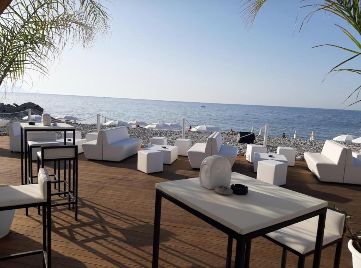 Апартаменты Patio1861 Термини-Имерезе Экстерьер фото